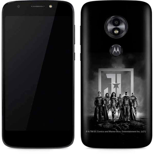 The Justice League (2017) Justice League Black and White Moto E5 Play Skin